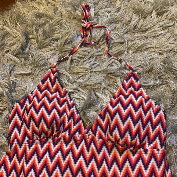 Converse Tankini - Picture 2 of 9